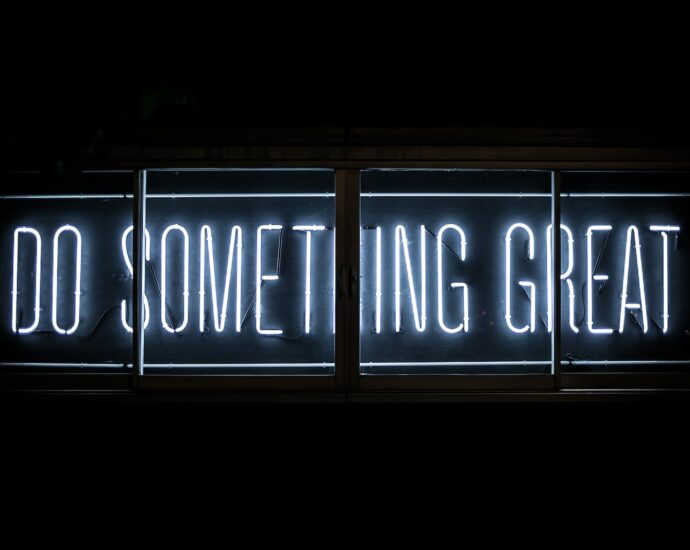 Do Something Great neon sign